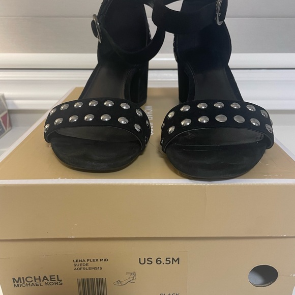 Michael Michael Kors sandals - Picture 7 of 10